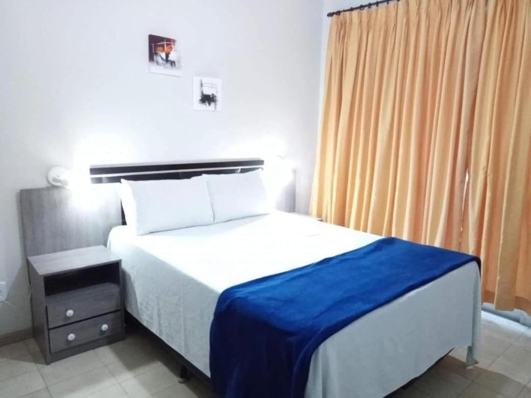 Apartamento Familia A 10 Mim Da Praia Do Forte Em Cabo Frio Exterior foto